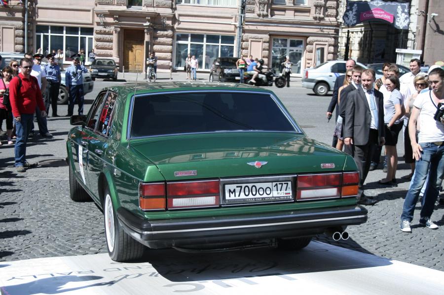  Bentley Turbo R 1985 года  (фото 5 из 15)